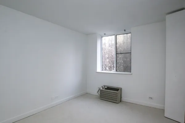 $3,250 | 1339 North Dearborn Street, Unit 4A, Chicago, IL 60610