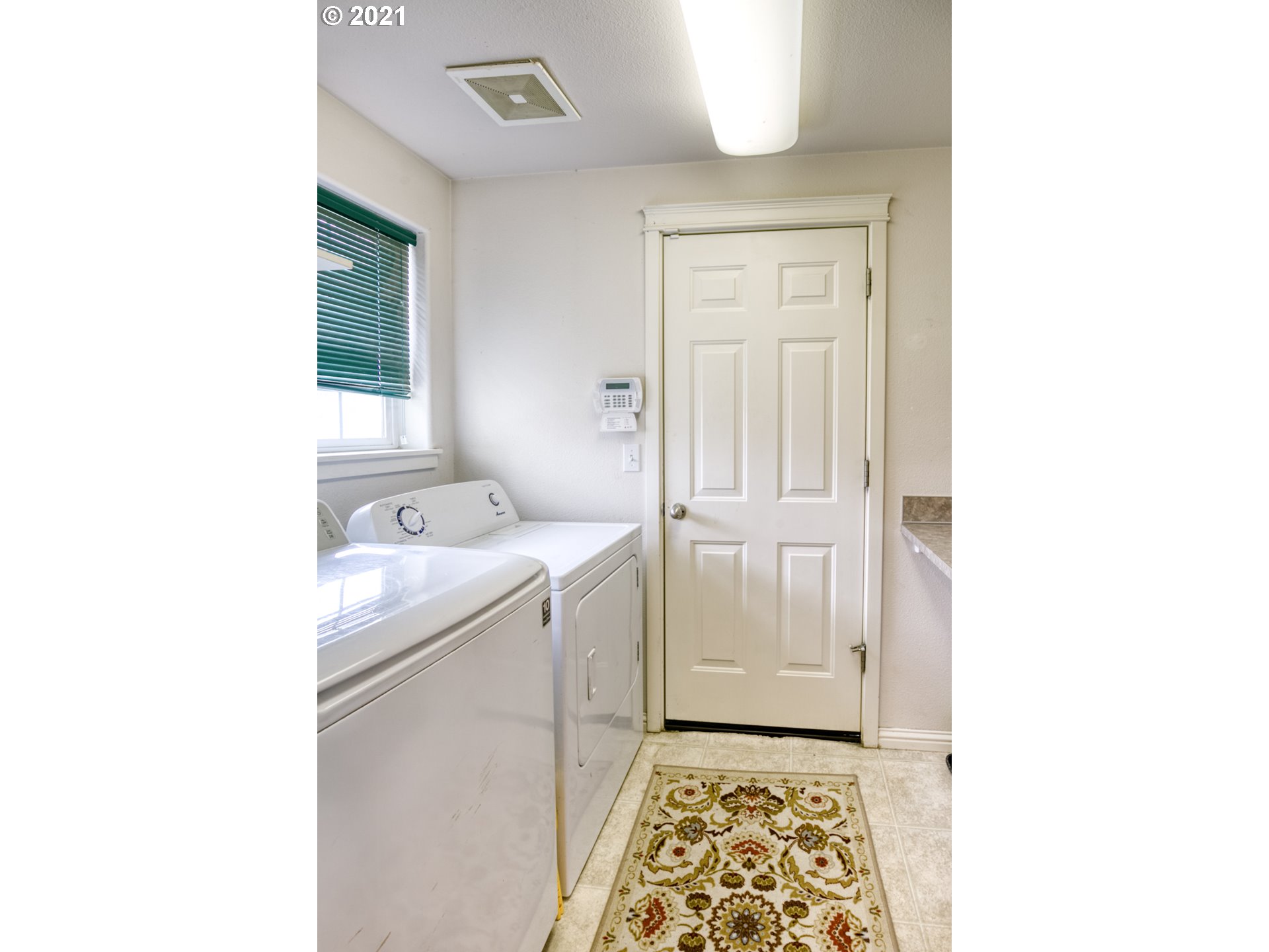 25210 East Bolton Road Veneta, OR 97487 - Photo 16 of 17 Gallery Image 16