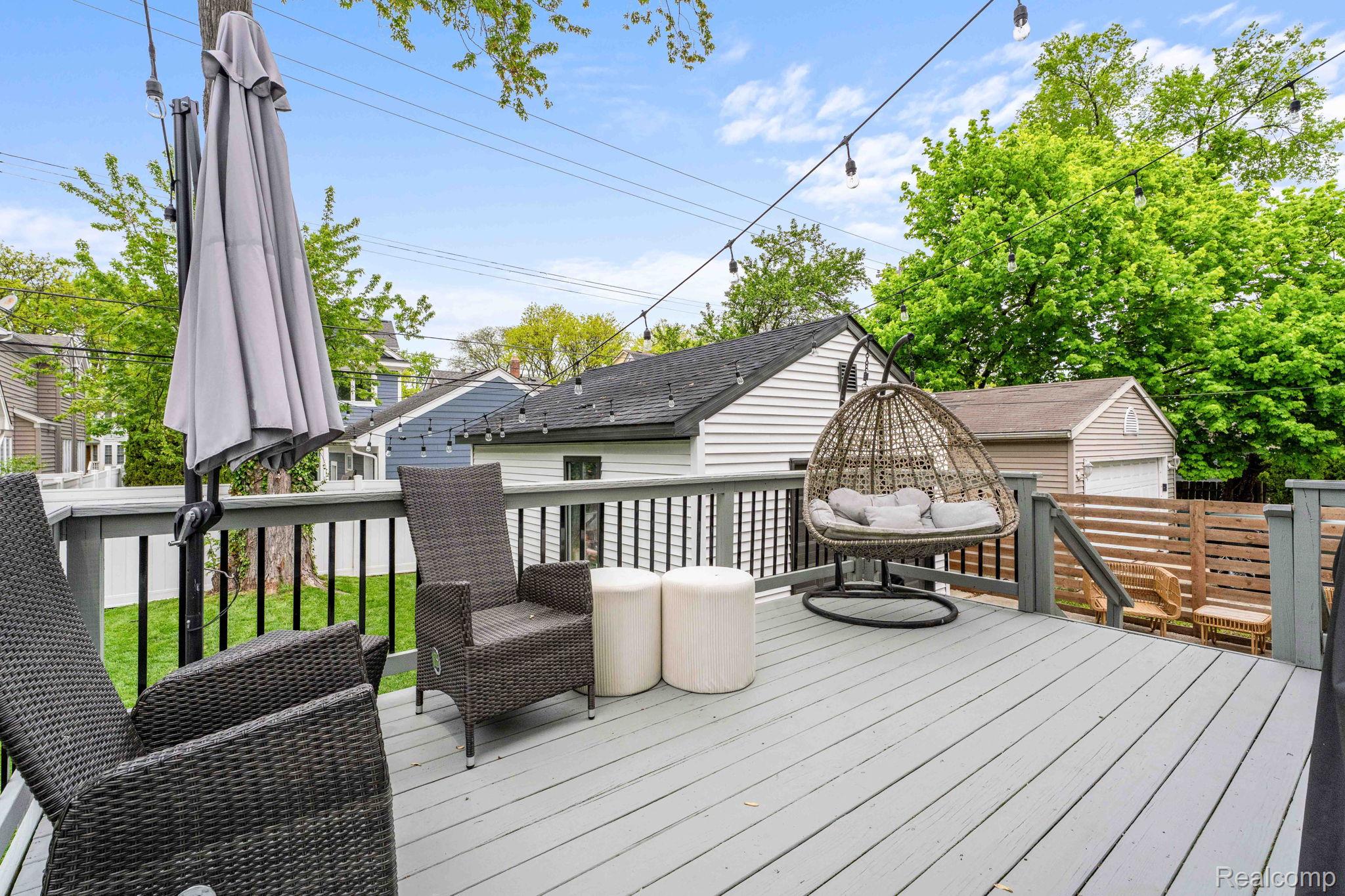 1339 East 14 Mile Road Birmingham, MI 48009 - Photo 45 of 51 Deck