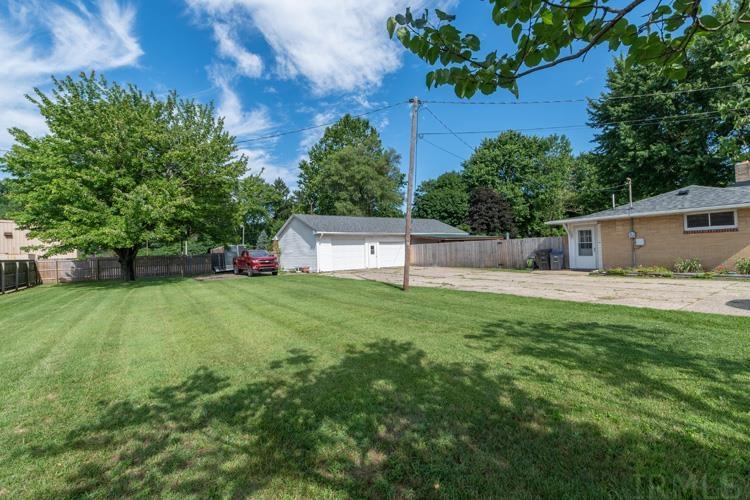1515 Osolo Road Elkhart, IN 46514 - Photo 4 of 36 Gallery Image 4