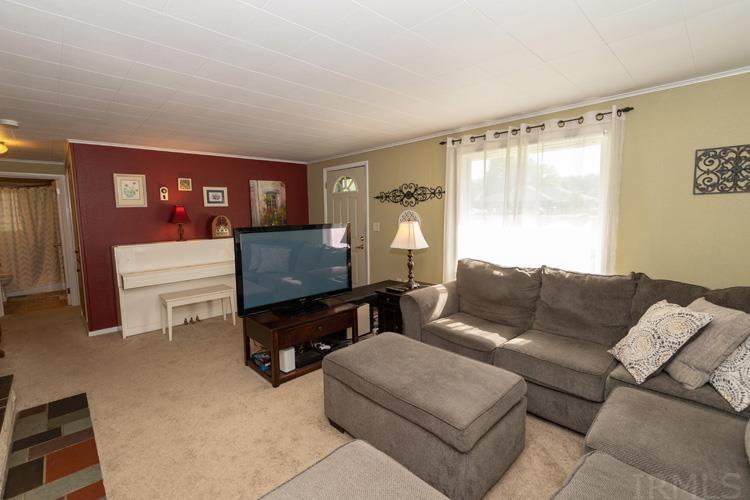 1515 Osolo Road Elkhart, IN 46514 - Photo 10 of 36 Gallery Image 10