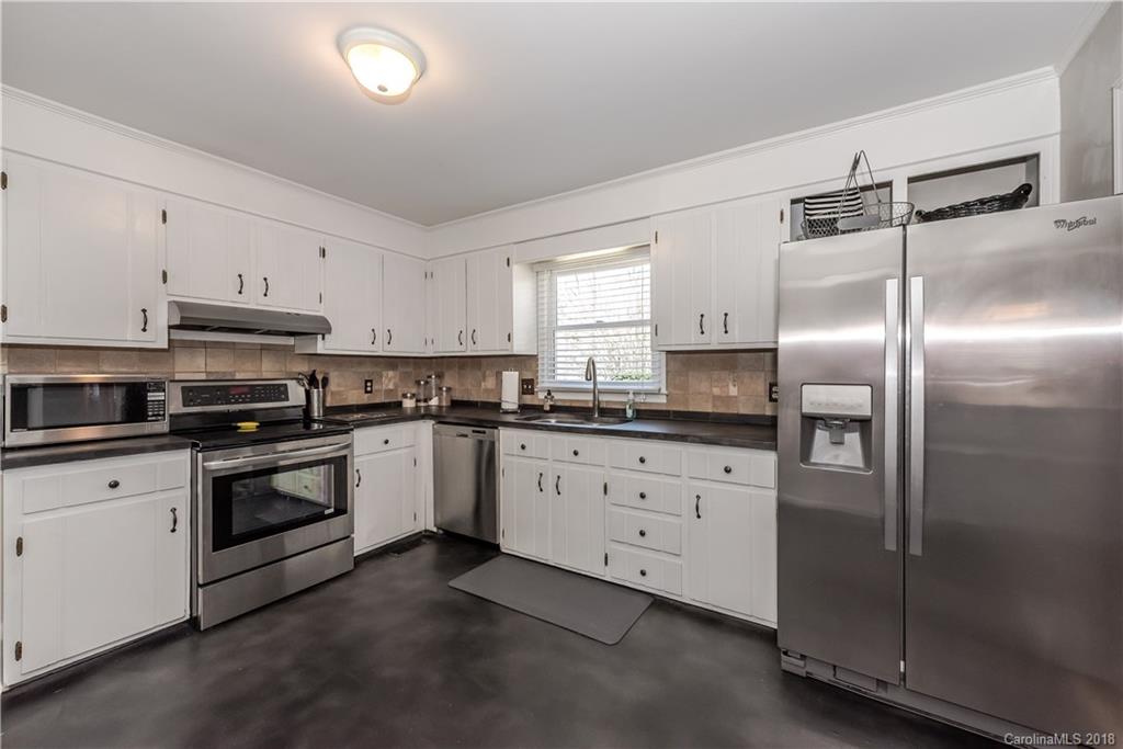 1101 Reid Harkey Road, Unit 35 Matthews, NC 28105 - Photo 10 of 32 Gallery Image 10