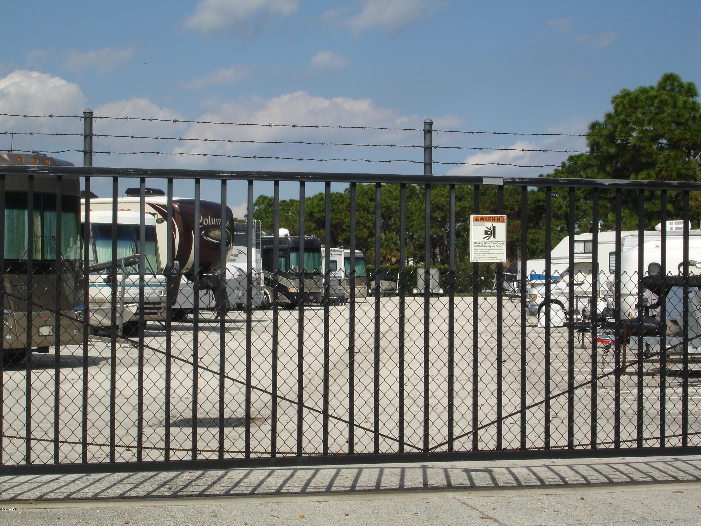 407 Myrtlewood Road Melbourne, FL 32940 - Photo 22 of 31 RV and Boat Storage to Rent