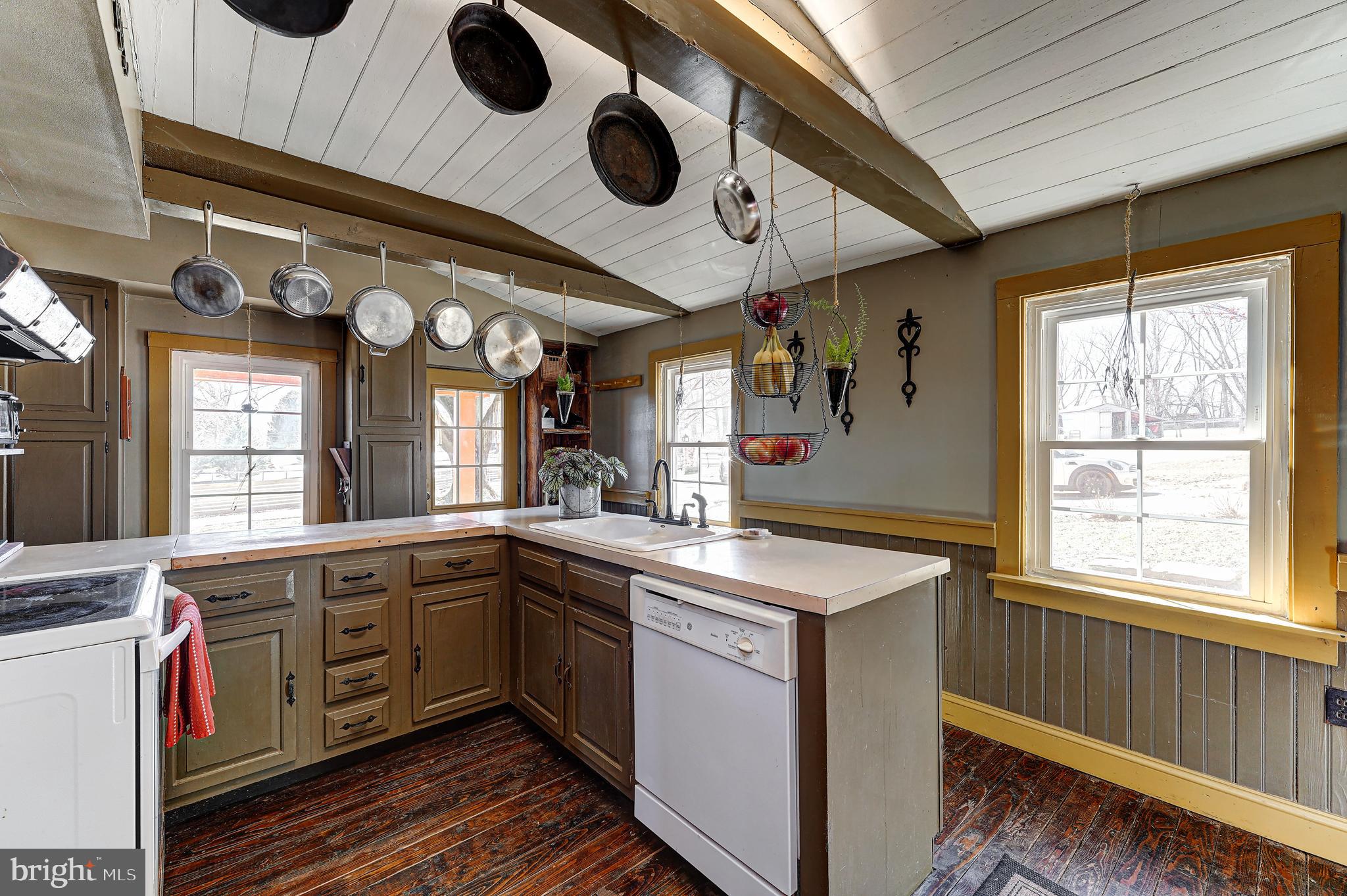 3335 Newark Road Lincoln University, PA 19352 - Photo 22 of 46 Kitchen