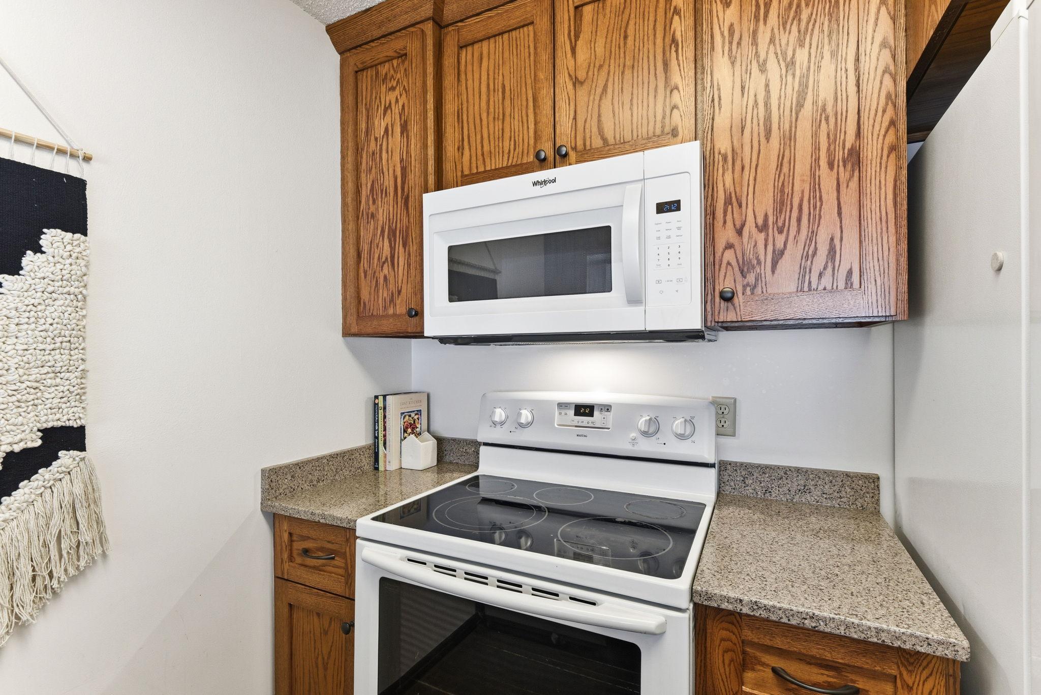 766 County Rd F West, Unit E Shoreview, MN 55126 - Photo 10 of 25