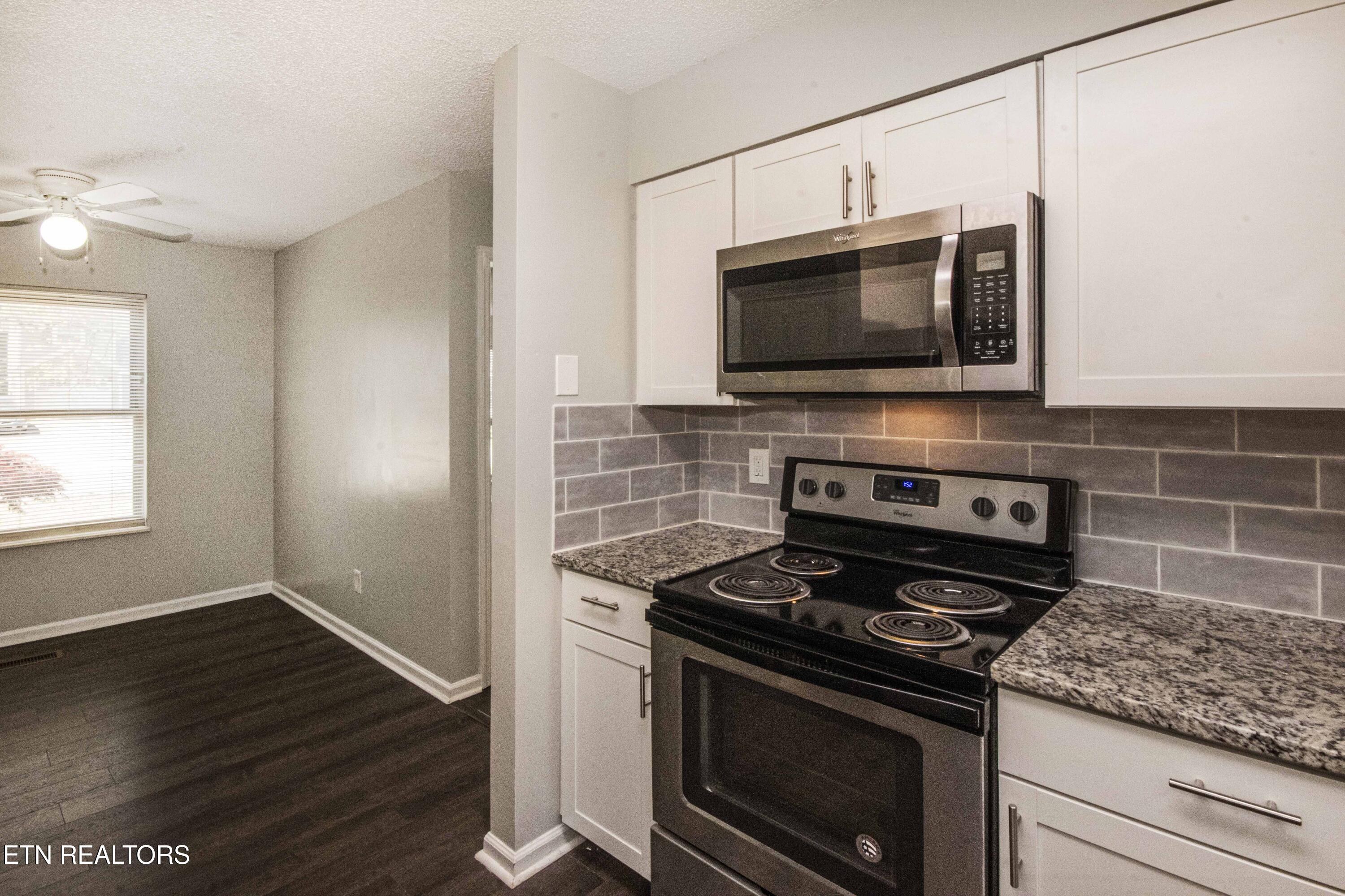 9014 Colchester Ridge Road Knoxville, TN 37922 - Photo 16 of 48 Kitchen