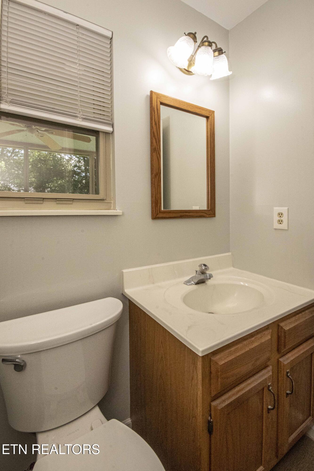 9014 Colchester Ridge Road Knoxville, TN 37922 - Photo 23 of 48 V19A0173