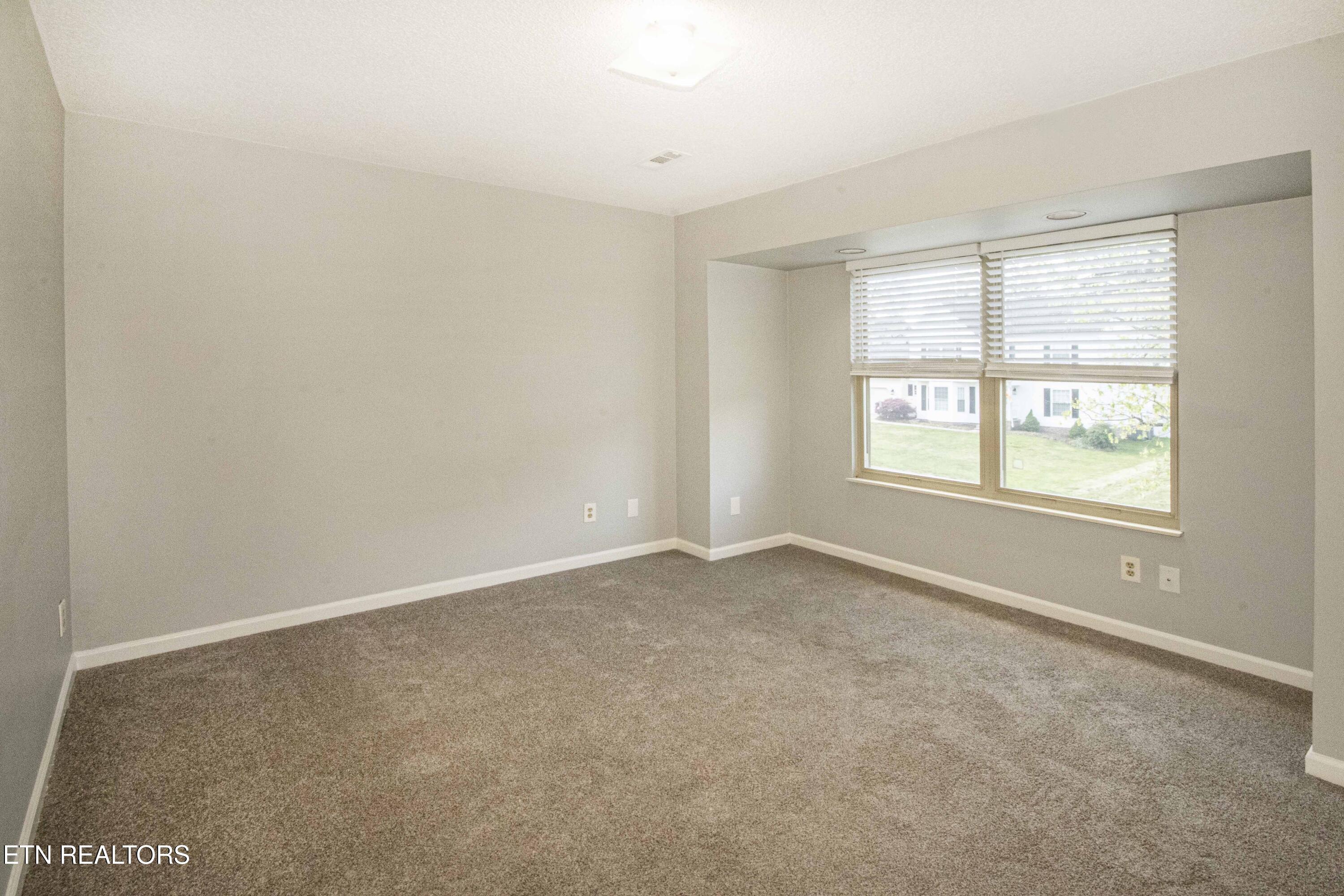 9014 Colchester Ridge Road Knoxville, TN 37922 - Photo 28 of 48 Bedroom 2