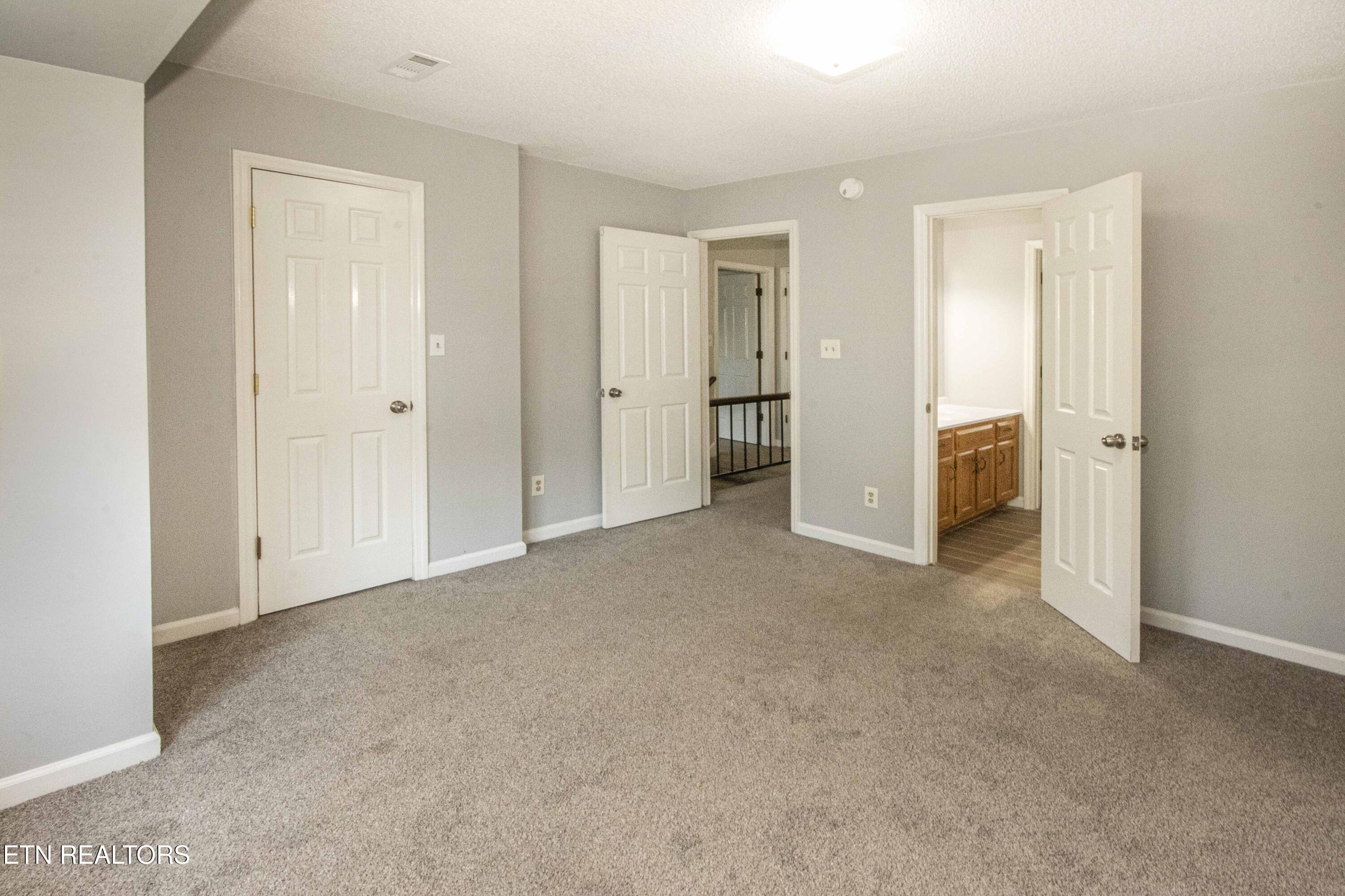 9014 Colchester Ridge Road Knoxville, TN 37922 - Photo 29 of 48 Bedroom 2