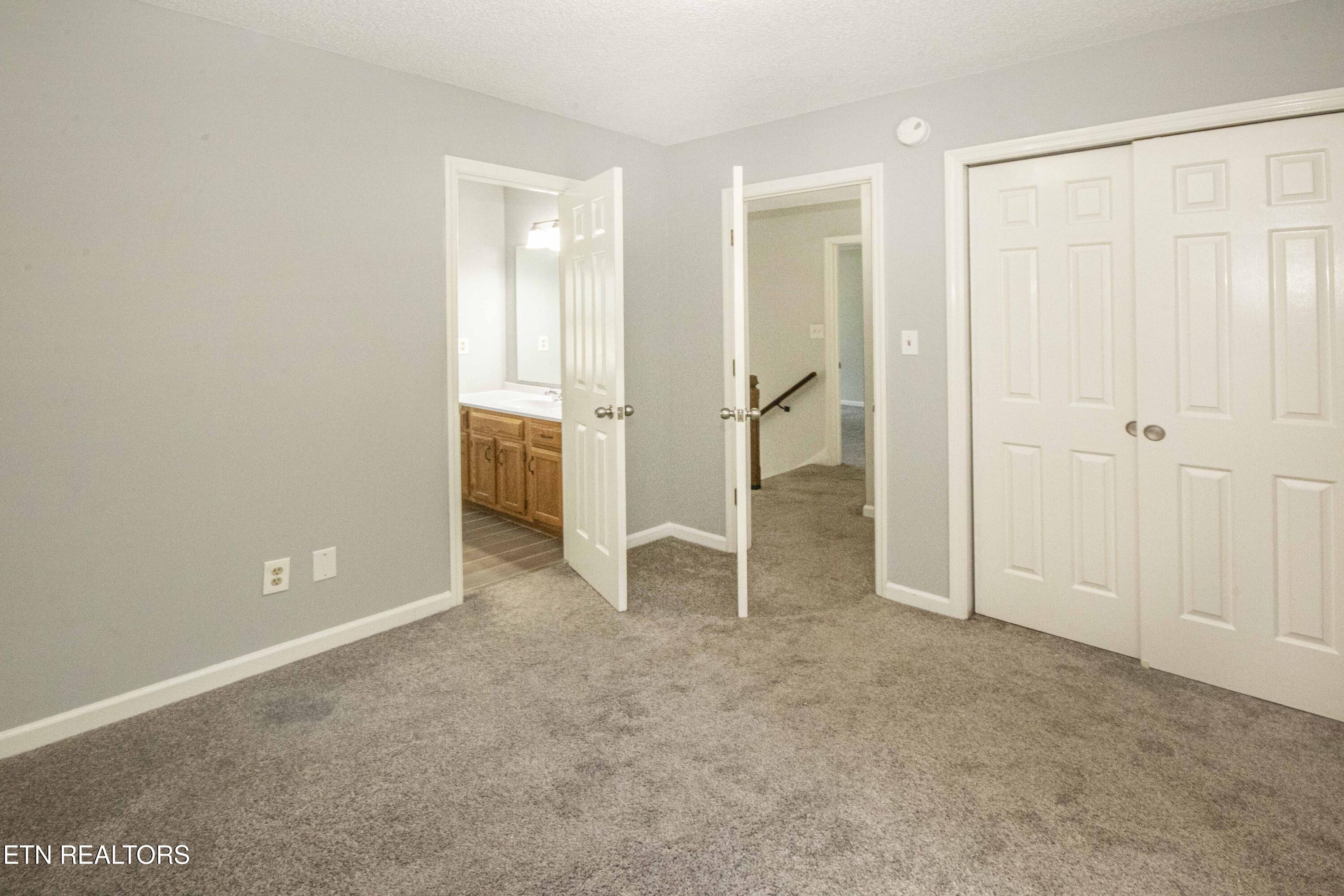 9014 Colchester Ridge Road Knoxville, TN 37922 - Photo 33 of 48 Bedroom 3