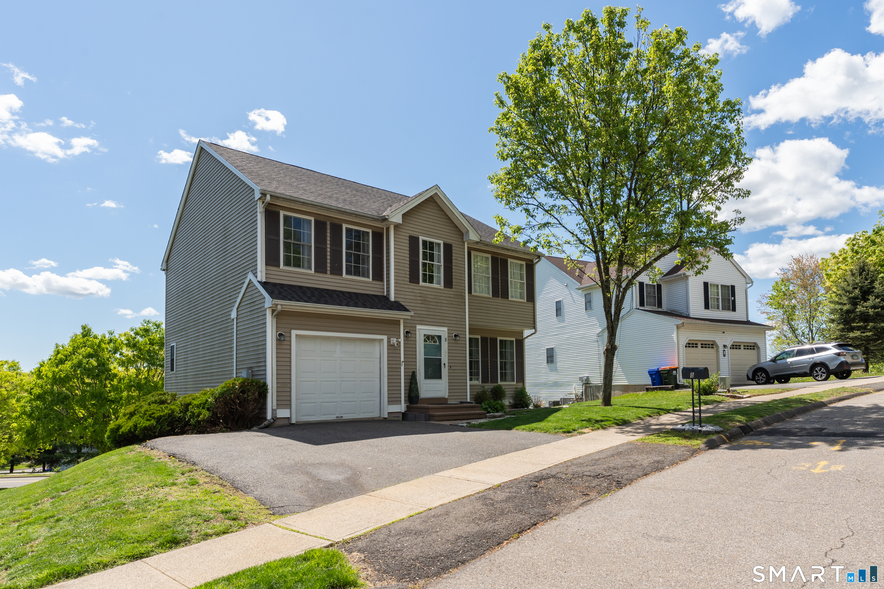 8 Foot Circle, Unit 8 Wallingford, CT 06492 - Photo 3 of 38