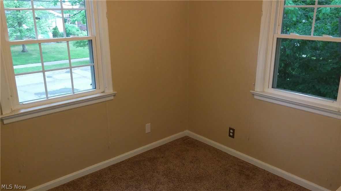 4279 Neville Road Cleveland, OH 44121 - Photo 21 of 35