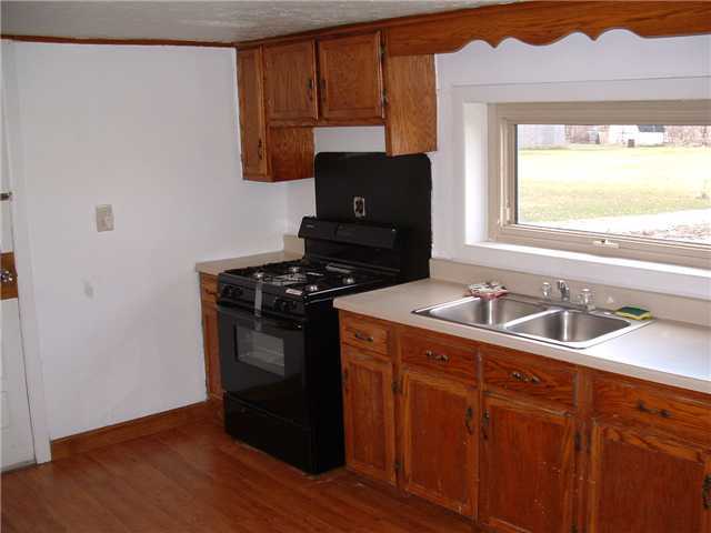 6180 Columbia Road Southwest Pataskala, OH 43062 - Photo 6 of 14 Gallery Image 6