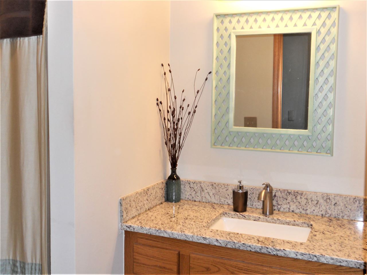 13535 Gilbert Road Allenton, MI 48002 - Photo 41 of 67 50002882-40.JPG