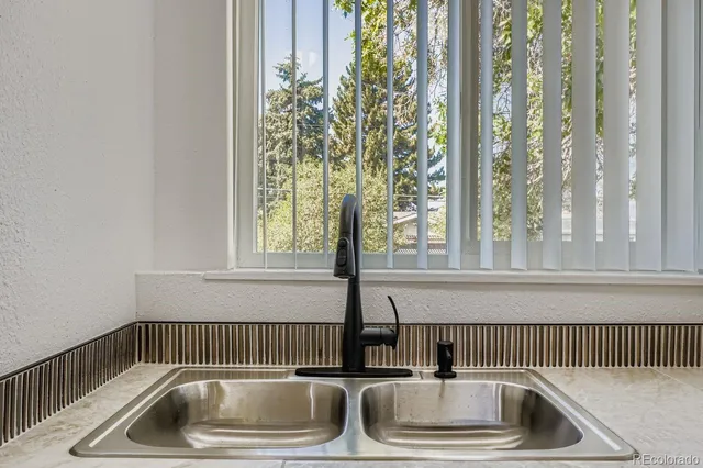 $525,000 | 3670 Magnolia Street, Denver, CO 80207