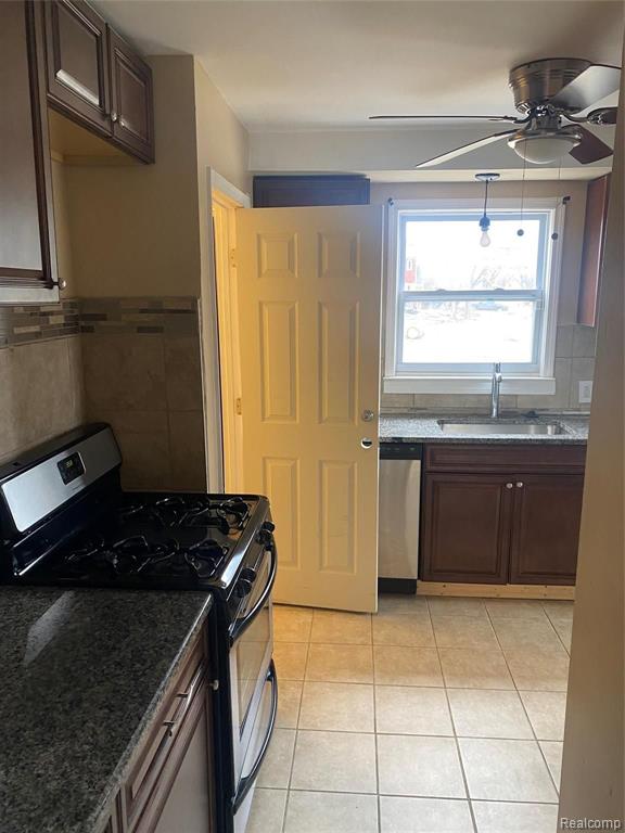 4826 Nottingham Road Detroit, MI 48224 - Photo 5 of 14