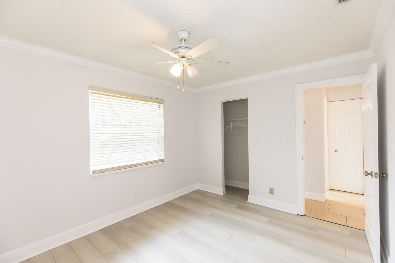 2602 West 28th Street Riviera Beach, FL 33404 - Photo 20 of 23 2602 W 28th St-515