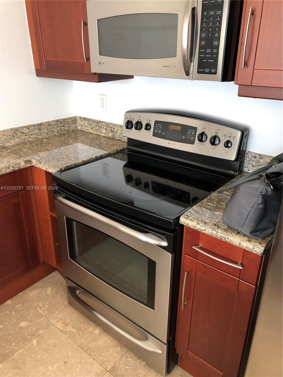 7275 Southwest 90th Street, Unit C313 Miami, FL 33156 - Photo 19 of 24
