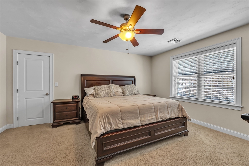 4 Erins Way Holden, MA 01520 - Photo 18 of 39