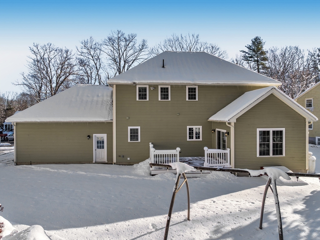 4 Erins Way Holden, MA 01520 - Photo 35 of 39