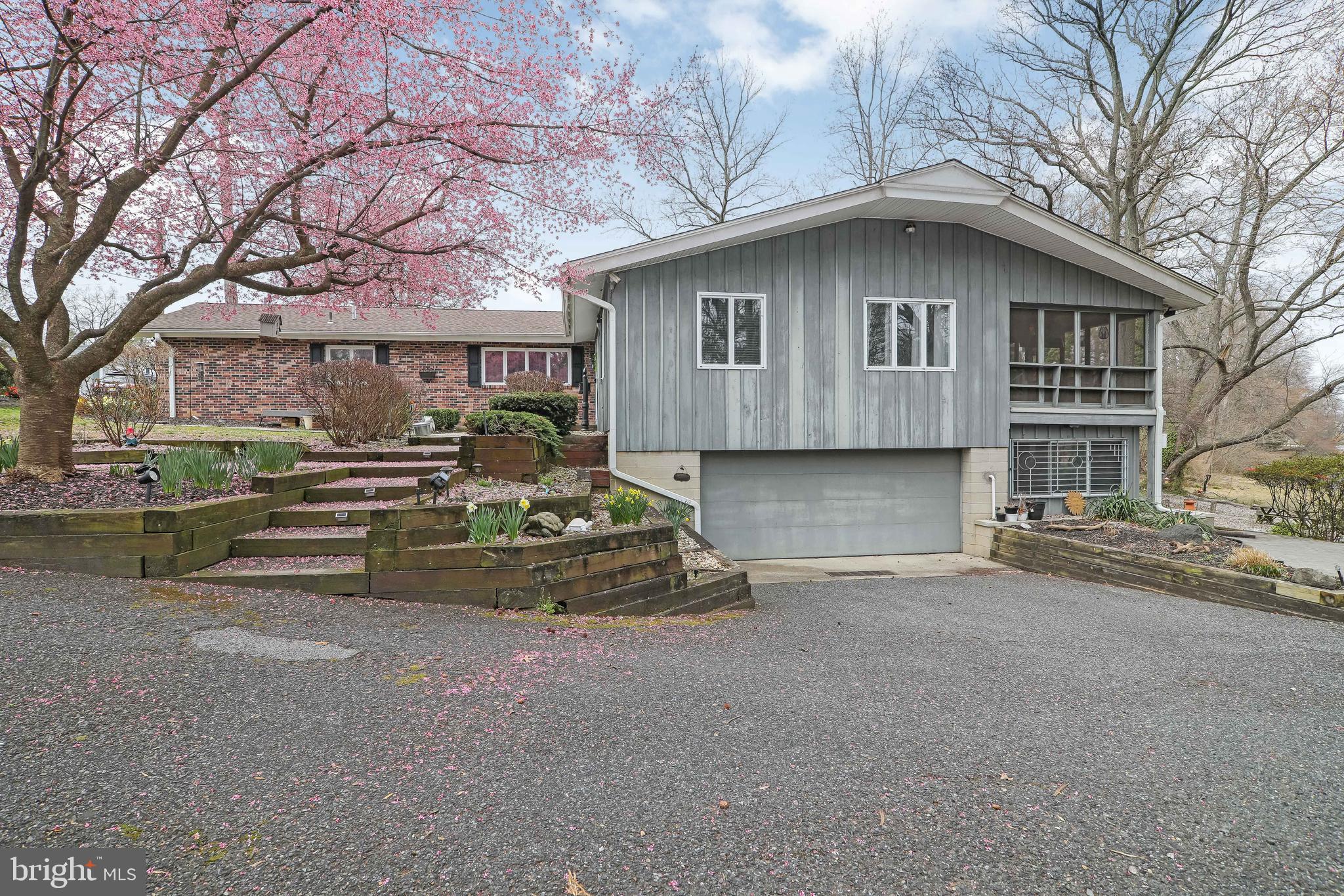 182 Rugby Place Woodbury, NJ 08096 - Photo 1 of 55