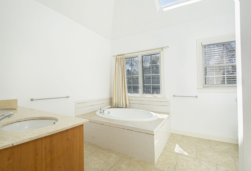 28 Rosedale Avenue Shrewsbury, MA 01545 - Photo 28 of 42 Gallery Image 28