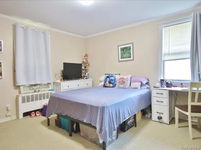 $190,000 | 10 Bryant Gardens, Unit 2L, White Plains, NY 10605