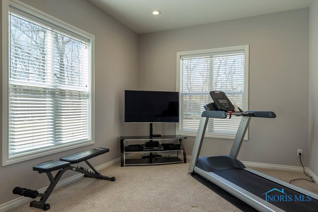 26041 Seminary Road Perrysburg, OH 43551 - Photo 16 of 30 Gallery Image 16