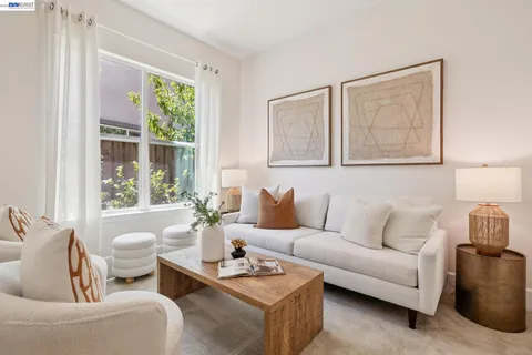 $2,599,000 | 5 Stirling Way, Hayward, CA 94542