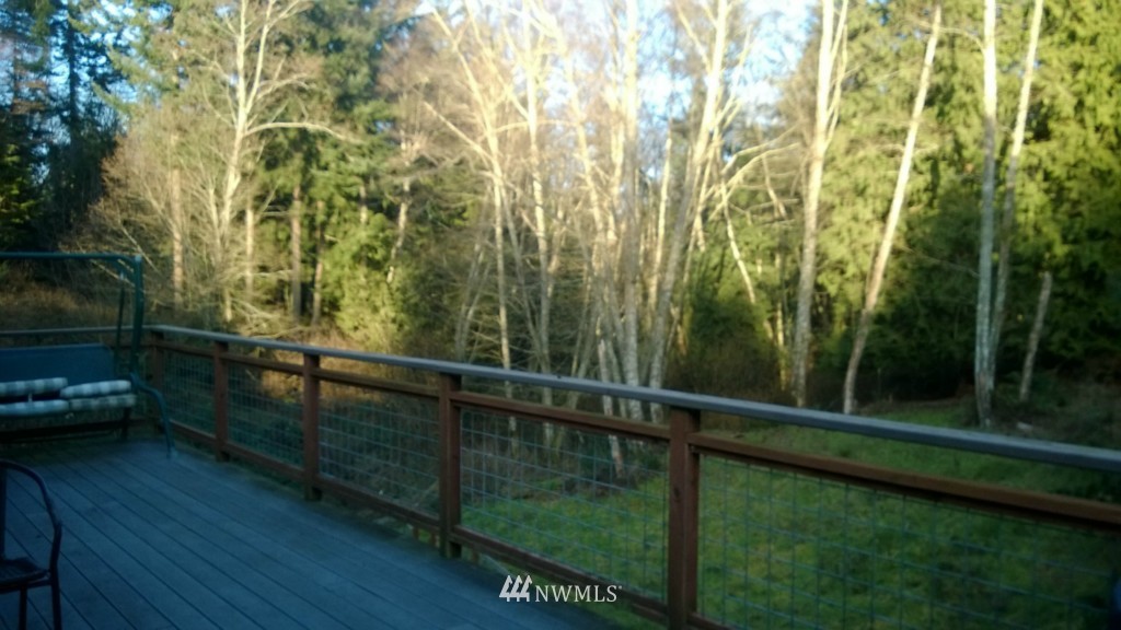 3689 Casey Street Clinton, WA 98236 - Photo 13 of 20 Gallery Image 13