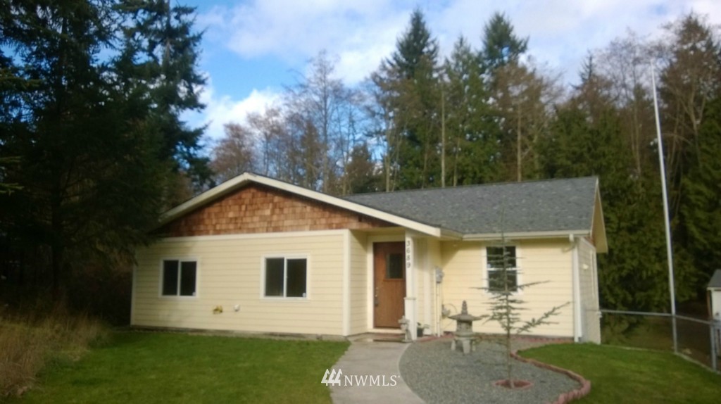 3689 Casey Street Clinton, WA 98236 - Photo 17 of 20 Gallery Image 17