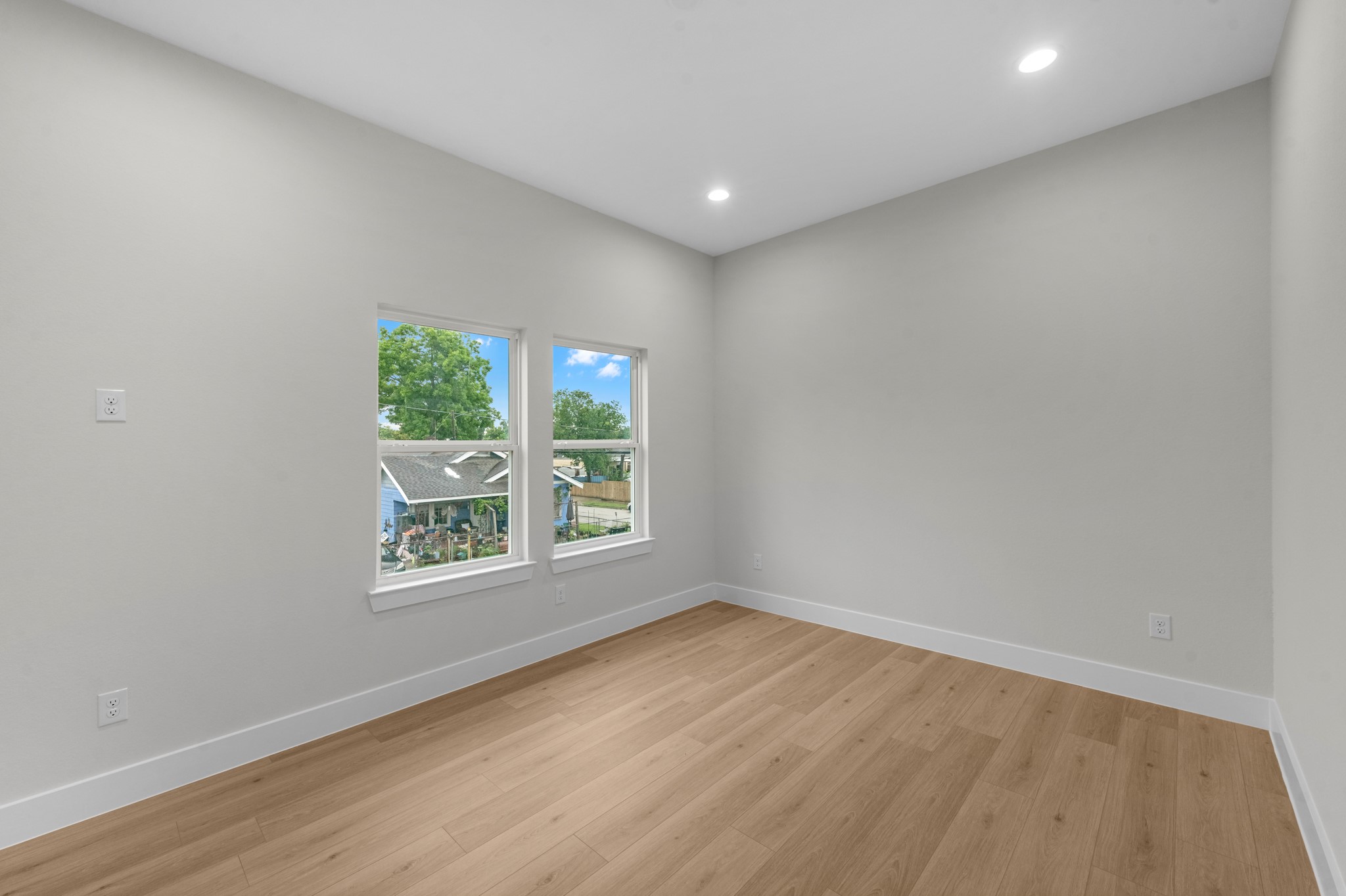 2348 Delafield Street Houston, TX 77023 - Photo 20 of 24 bedroom 3