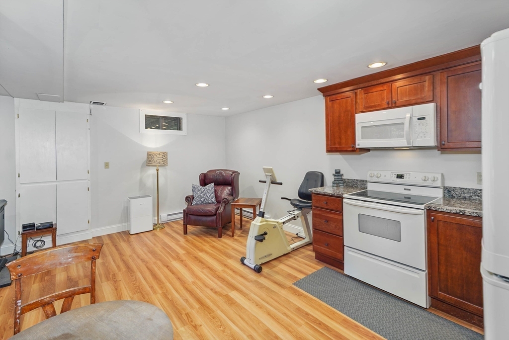 40 Breakneck Road Sturbridge, MA 01566 - Photo 26 of 39 a bed room with a bed and furniture