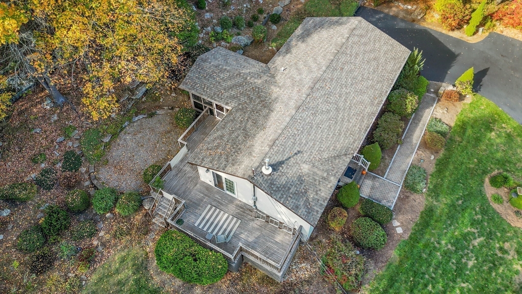 40 Breakneck Road Sturbridge, MA 01566 - Photo 38 of 39 a view of a yard and entertaining space