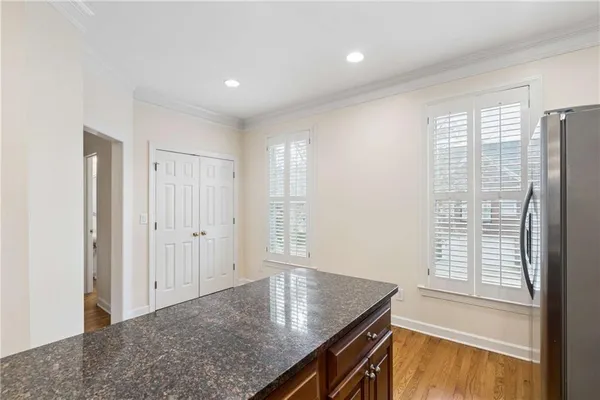 $3,000 | 610 Vinings Estates Drive Southeast, Unit B12, Mableton, GA 30126