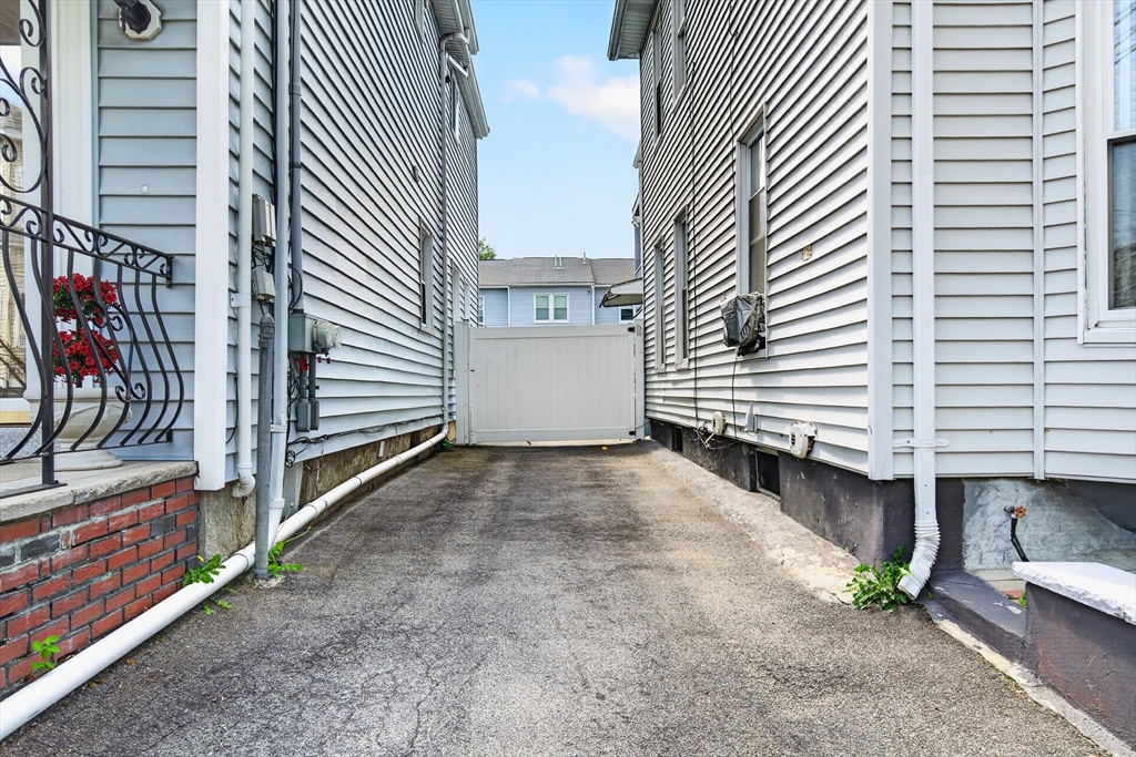 16 Florence Street, Unit 2 Somerville, MA 02145 - Photo 26 of 27