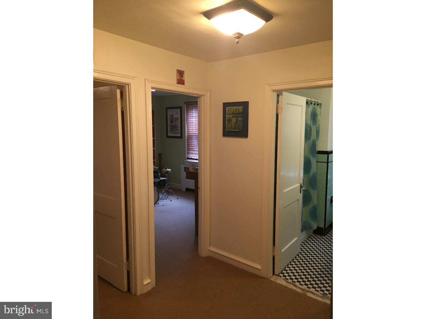 8326 Ridgeway Street Philadelphia, PA 19111 - Photo 16 of 19 Hallway