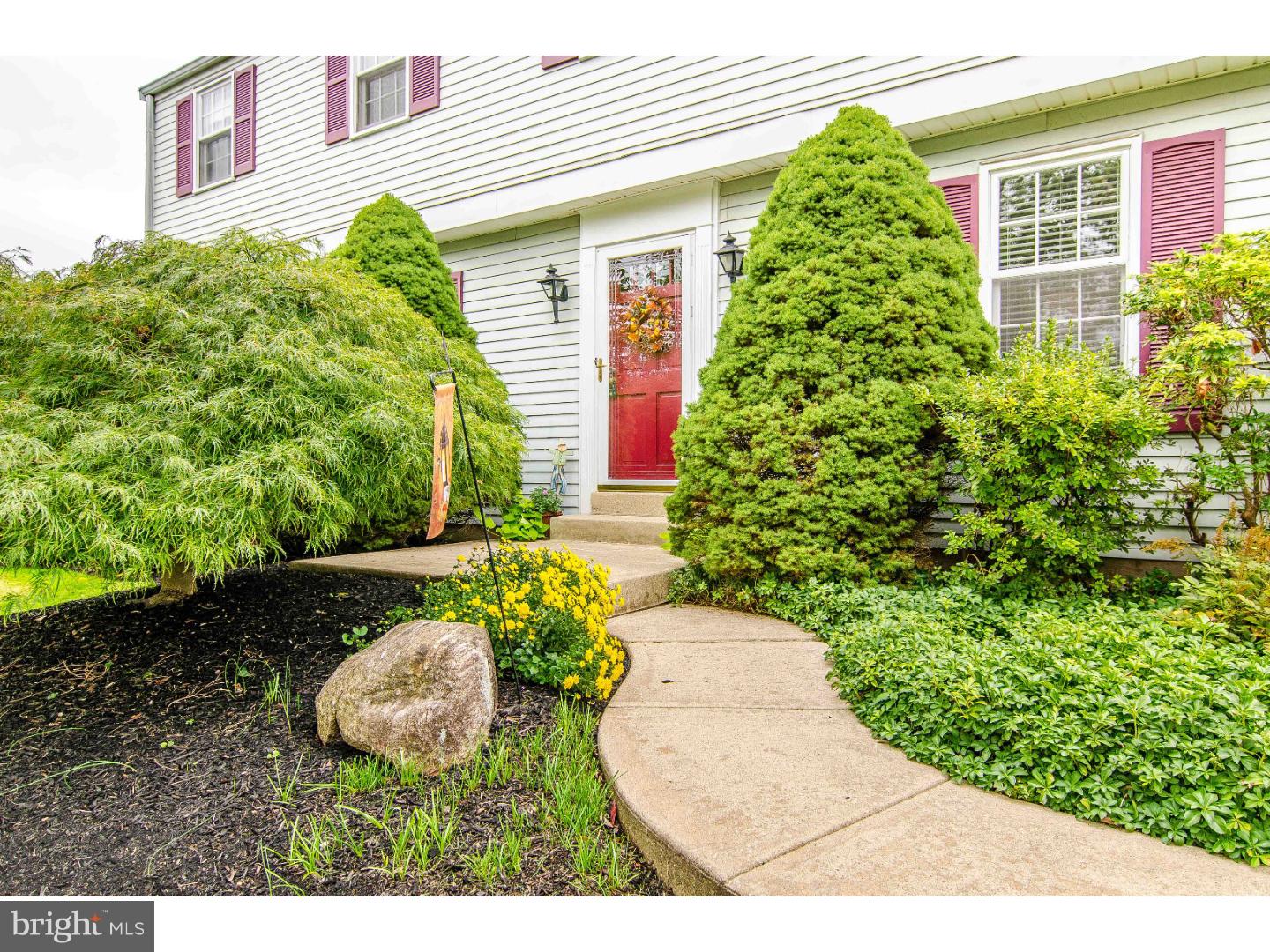 460 Coldstream Drive Berwyn, PA 19312 - Photo 2 of 25