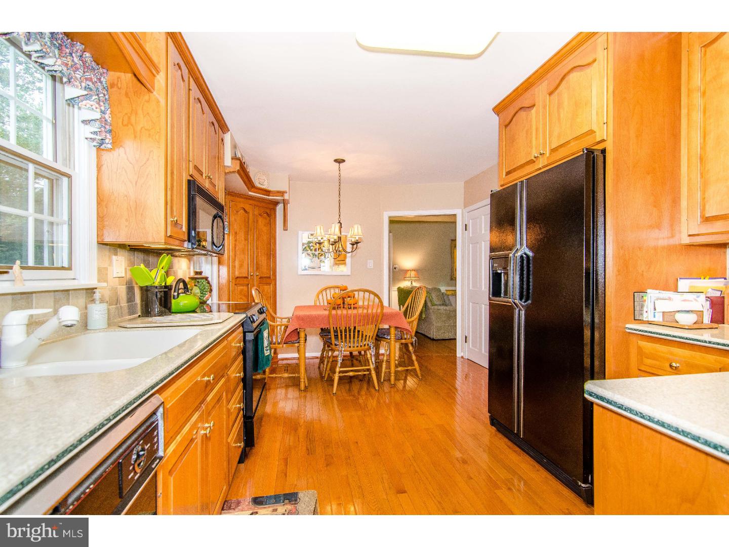 460 Coldstream Drive Berwyn, PA 19312 - Photo 8 of 25