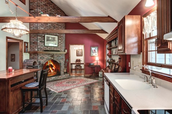 27 Grafton Road Upton, MA 01568 - Photo 11 of 30 Gallery Image 11