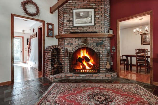 27 Grafton Road Upton, MA 01568 - Photo 13 of 30 Gallery Image 13