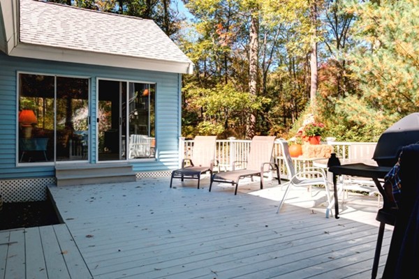 27 Grafton Road Upton, MA 01568 - Photo 9 of 30 Gallery Image 9