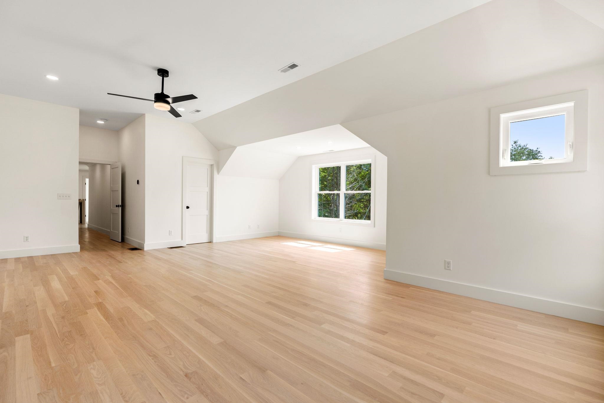 9 Caymus Ridge Salem, NH 03079 - Photo 29 of 33