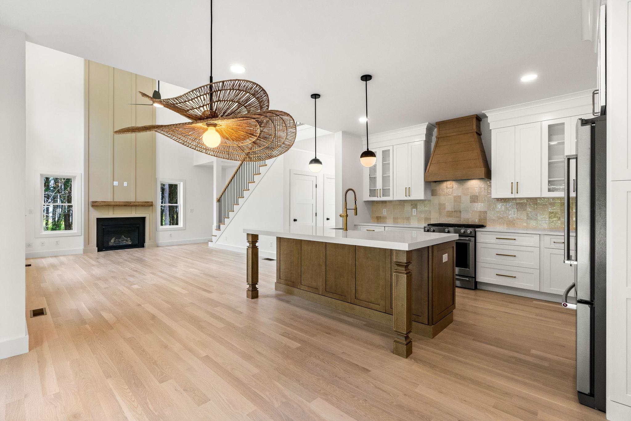 9 Caymus Ridge Salem, NH 03079 - Photo 5 of 33