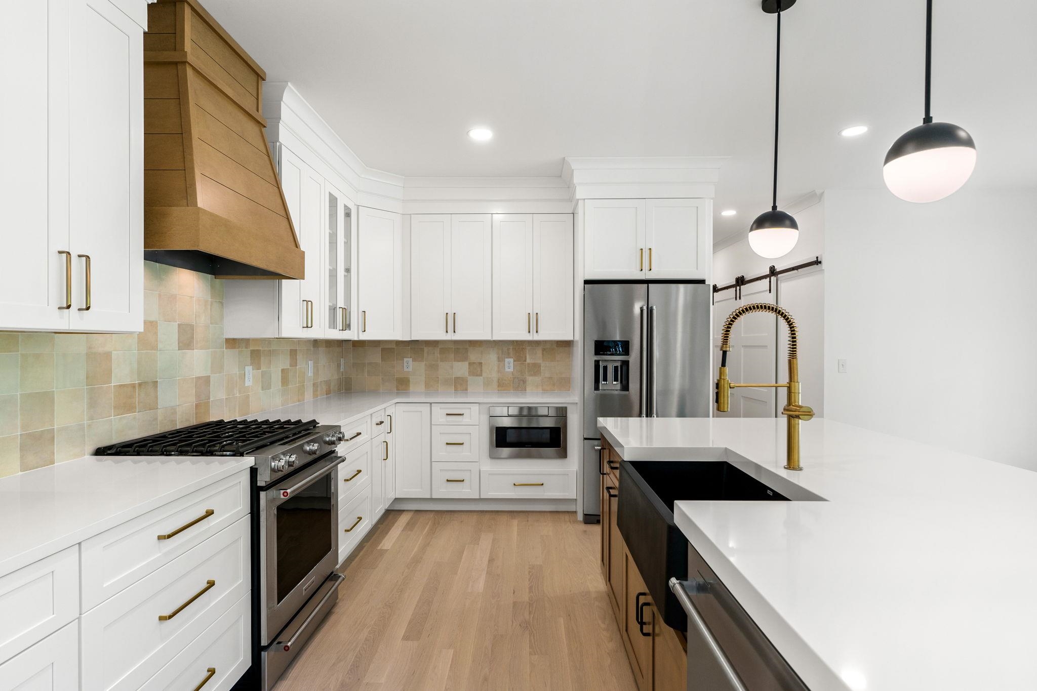 9 Caymus Ridge Salem, NH 03079 - Photo 6 of 33