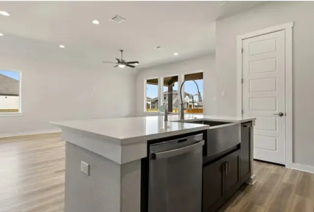 $2,500 | 1561 Sawmill Crossing, Round Rock, TX 78665