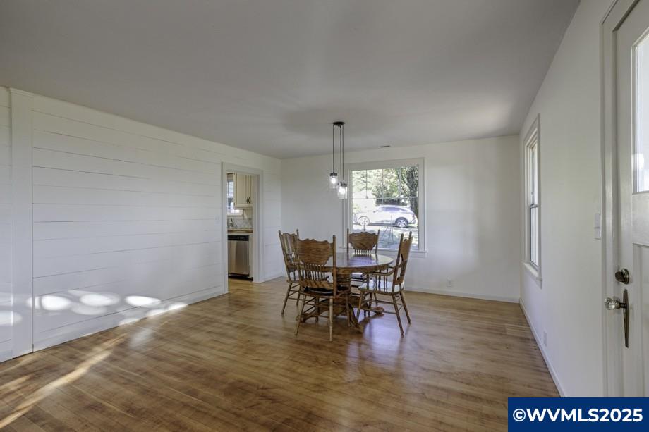 3945 Mistletoe Road Monmouth, OR 97361 - Photo 4 of 35 Gallery Image 4