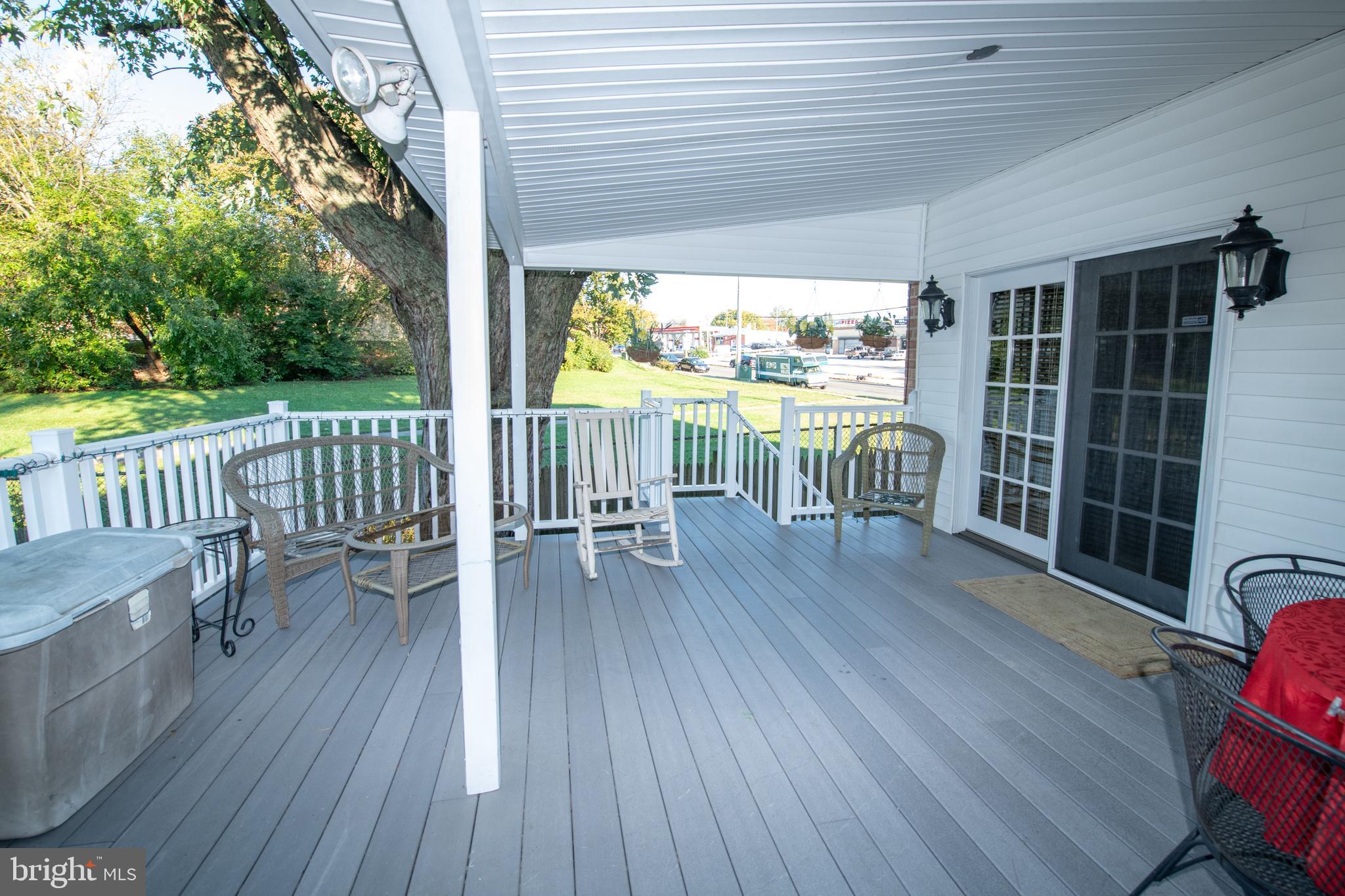 4100 Fairdale Road Philadelphia, PA 19154 - Photo 4 of 29 Covered deck