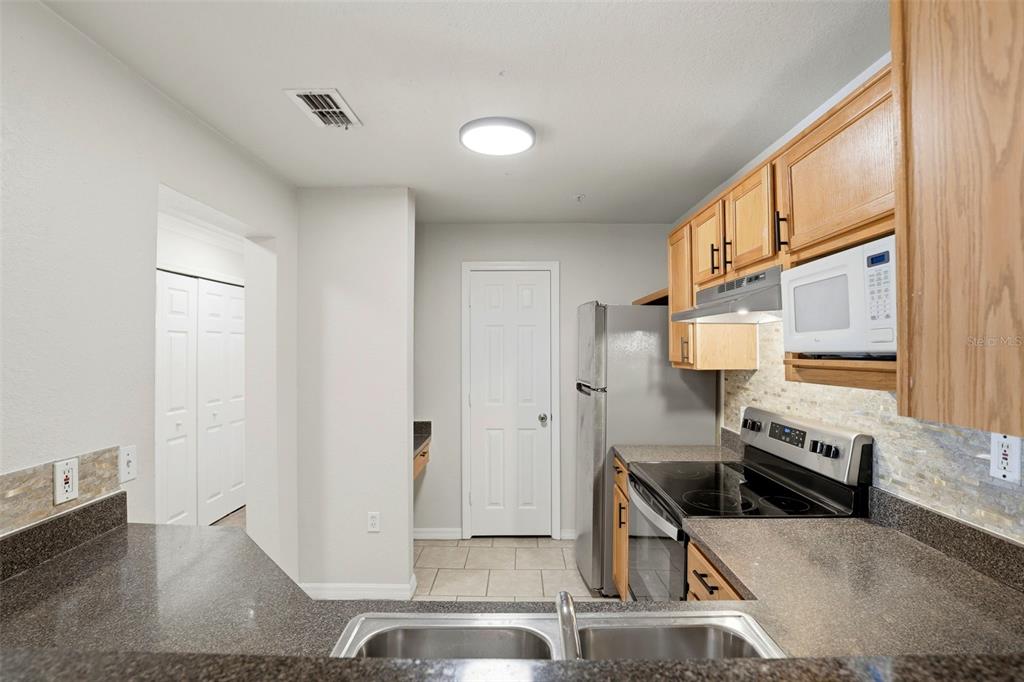 5526 Pga Boulevard, Unit 4937 Orlando, FL 32839 - Photo 12 of 28
