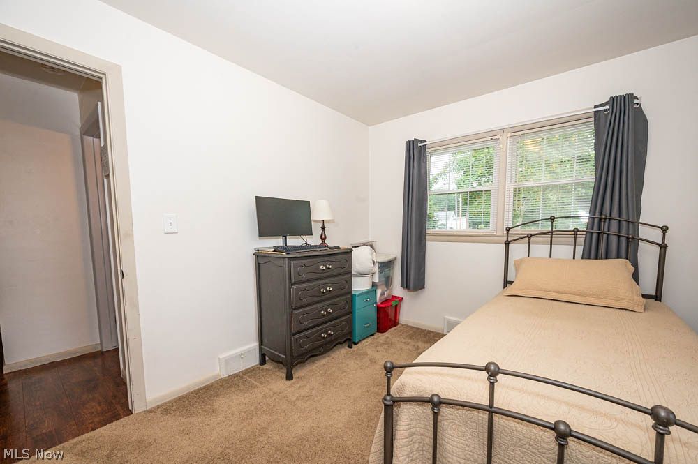 1827 South Meridian Road Youngstown, OH 44511 - Photo 12 of 46 Gallery Image 12